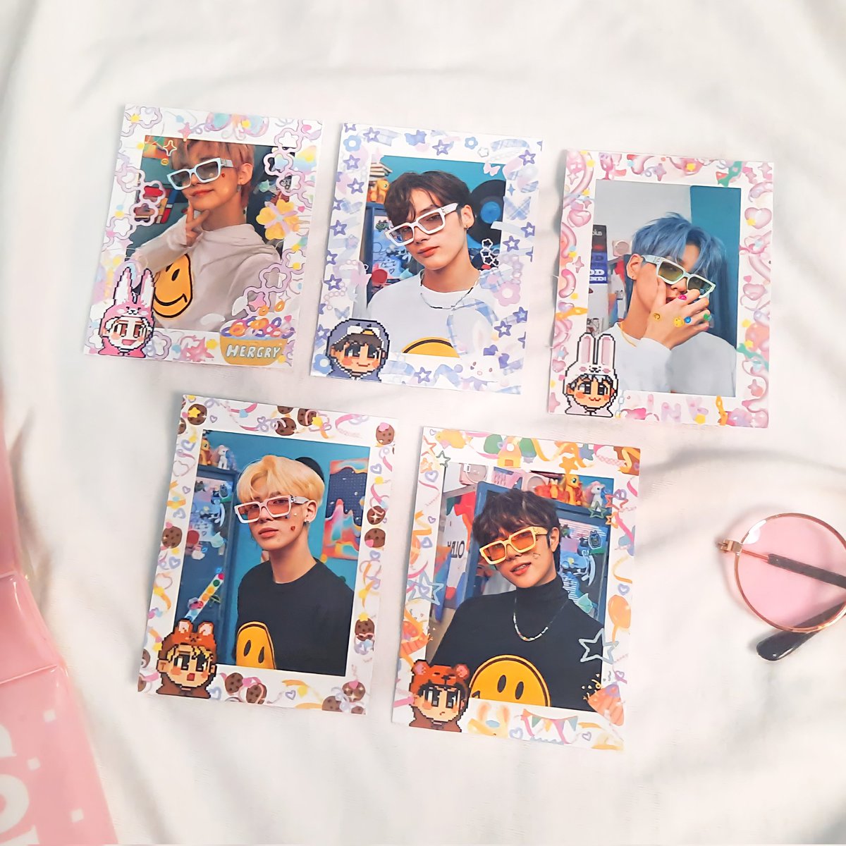 fluffysoobin__'s tweet photo. ic! wts lfb ph 

♡ txt (tomorrow x together) customized polcos set of 5 ♡
- 100 
- payo 
- pre-order 
- with freebies ^^ 

u can also visit my shop on instagram if you're interested! @/polcosbythea <3

tags: txt hueningkai soobin yeonjun taehyun beomgyu polcos polaroid sticker https://t.co/bFXUNLJ23y