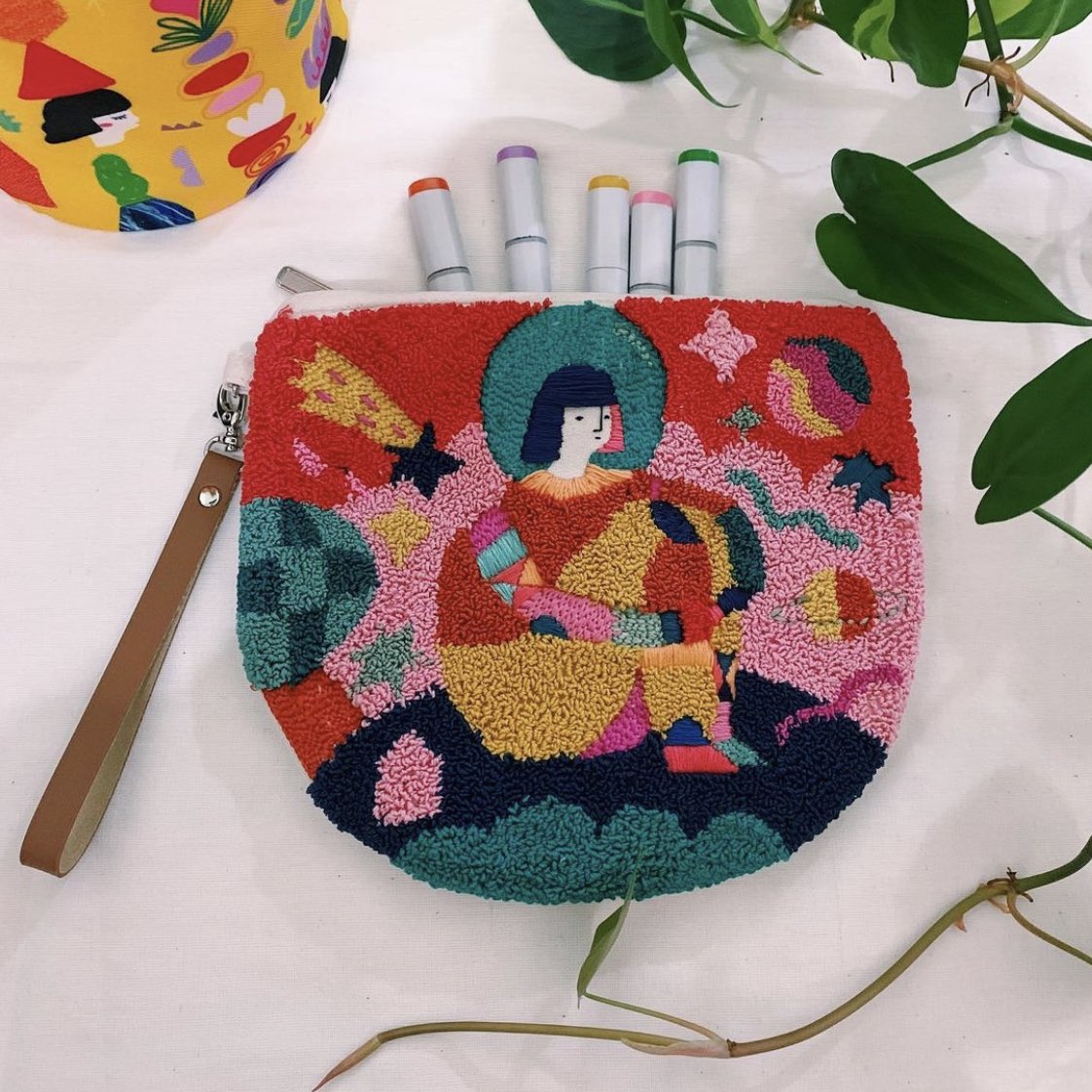 D I E L A tweet media