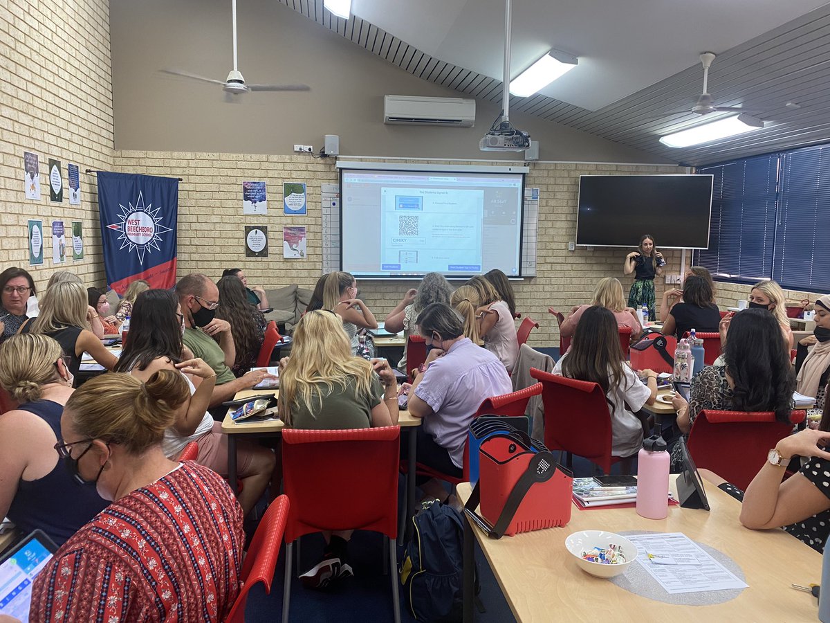 rachaellehr's tweet photo. Our new digital tech. lead teacher, Charley is sharing about using @Seesaw and integrating it into learning @Westbeechboro this year. https://t.co/hlZCdm0QMU