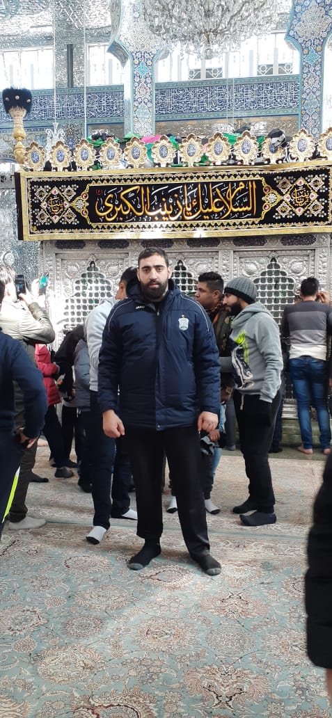 أخبروا أولئك الذين ينشرون إيمانهم عبر وسائل التواصل فقط
بأن الله يرىٰ قذارة قلوبهم جيداً .. 
فلا داعي للنفاق
#صباح_السعاده