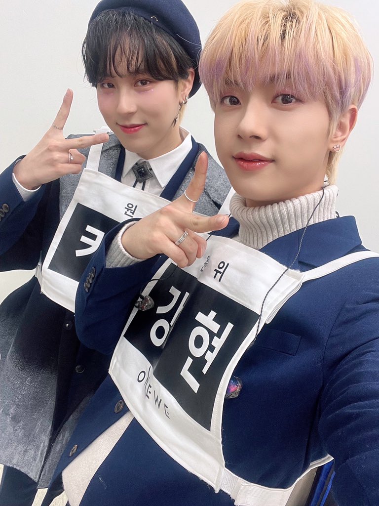official_ONEWE's tweet photo. [#PHOTO_BY_ONEWE]

우리 기여운 기욱이 좀 보세여😻💜

#ONEWE #원위 #강현 #키아 https://t.co/2YhzDjTY5h