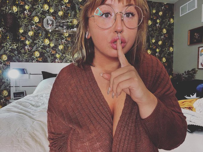 RT if I can pretend to be your step mommy https://t.co/96jyw3BPJZ<a href="/tag/women"class="tags"><span>#women</span></a><a href="/tag/trending"class="tags"><span>#trending</span></a><a href="/tag/retweet"class="tags"><span>#retweet</span></a>