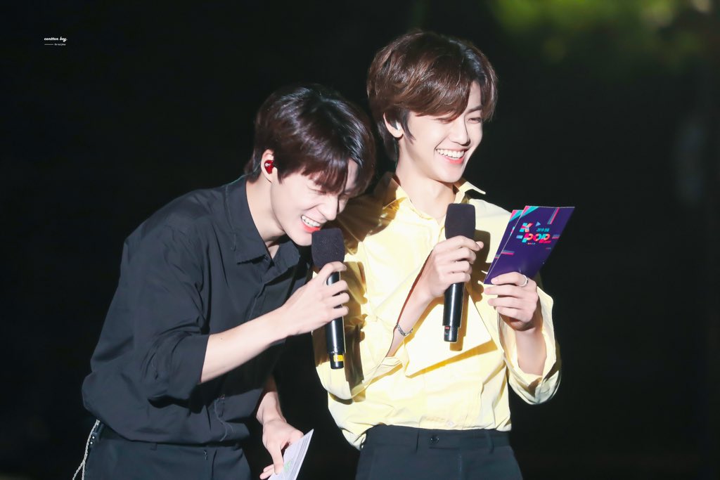 _130603's tweet image. 나는남자없이잘살아..
근데너넨어떡하냐