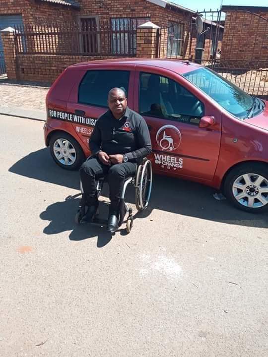 Wheelsofchange3's tweet photo. Our fleet for driving school is ready to service you. we cater for left hand, right hand drive and automatic. 

Contact 0718258070/info@wheelsofchange.co.za for more information #drivinglessons #drivingschool #disability https://t.co/sYvRpMoGL7