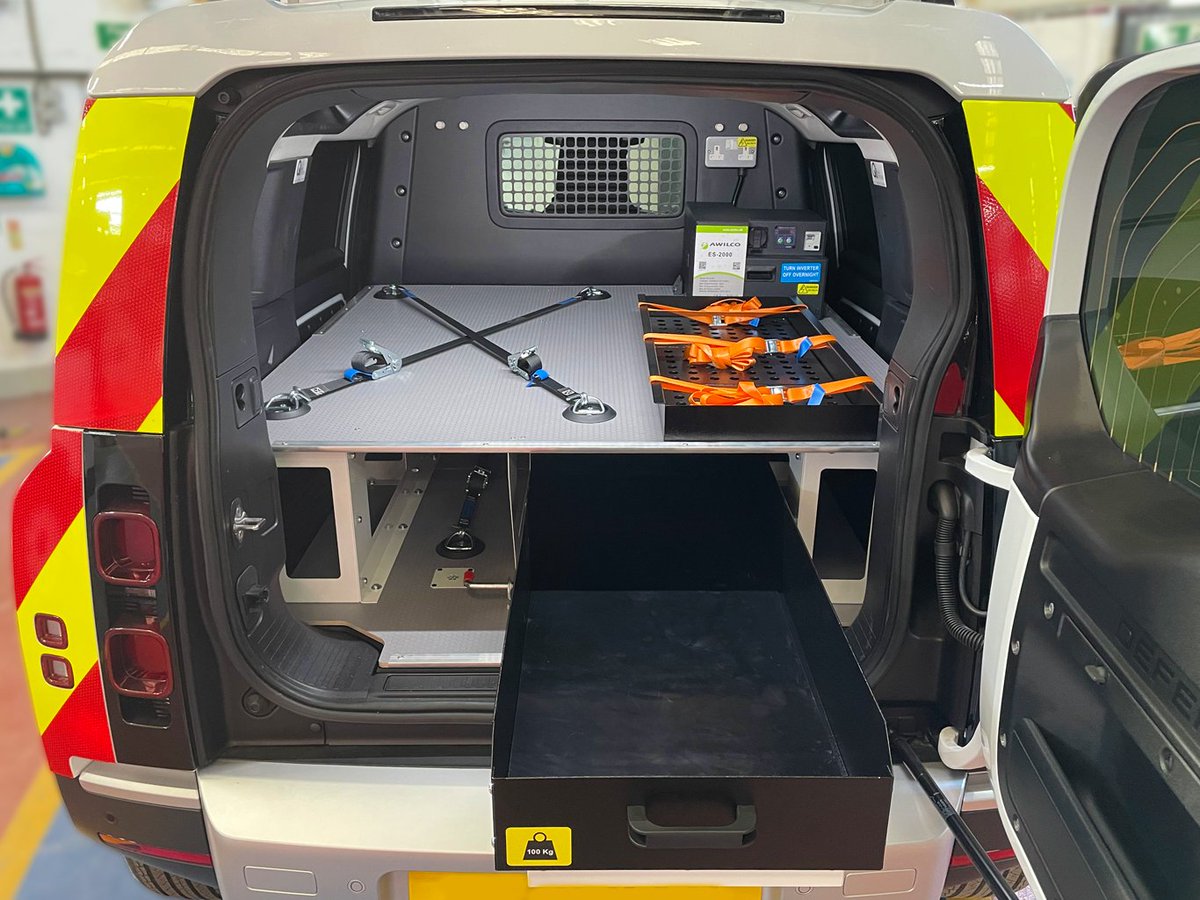 Land Rover Defenders fully kitted out and ready to hit the road! 🚗🛣

We fit fully bespoke conversions to maximise space and storage for the customer, so that tasks can be carried out with ease. ✔

Get in touch:
☎01952 292166
📧support@qivansystems.co.uk

#bespoke #efficiency