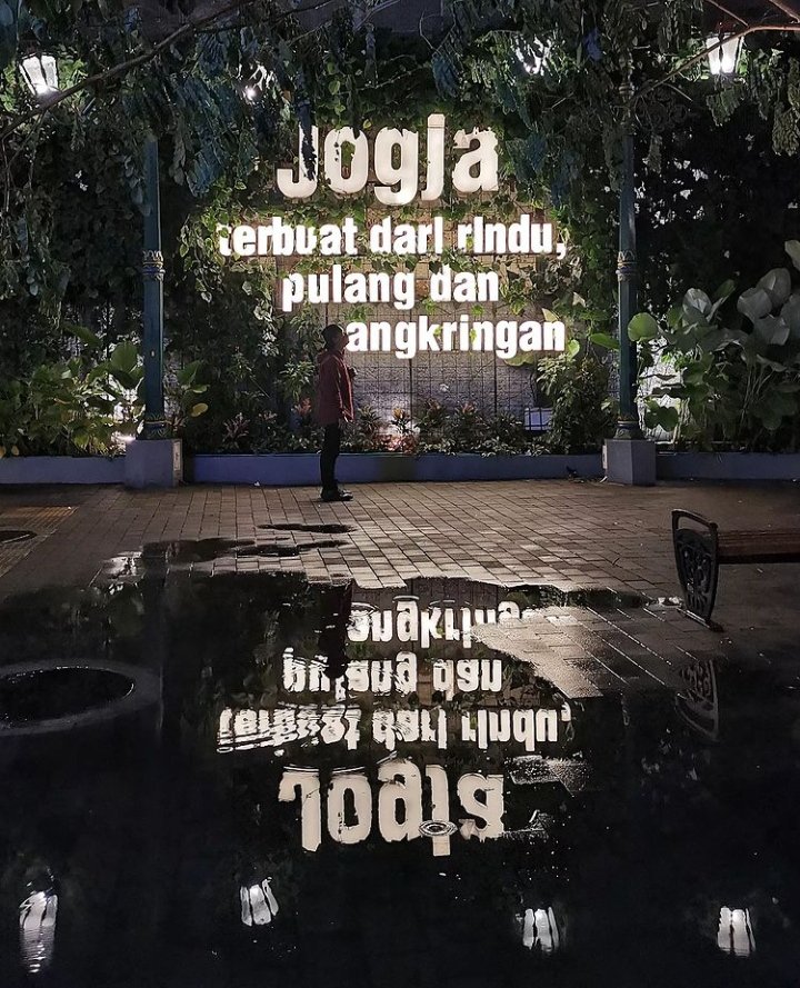 txtfromjogja's tweet photo. Sisane Sambatan 👀 https://t.co/htoLhTBfi9