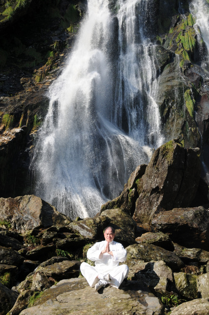Grandmaster Sam Lee is a firm believer in the healing aspects of Tai Chi and Qi Gong. Join him for Dublin Lunar New Year to reconnect with your body and nature in the beautiful setting of Merrion Square Park.

🎫 Spaces are limited - book your ticket now: eventbrite.ie/e/tai-chi-and-…