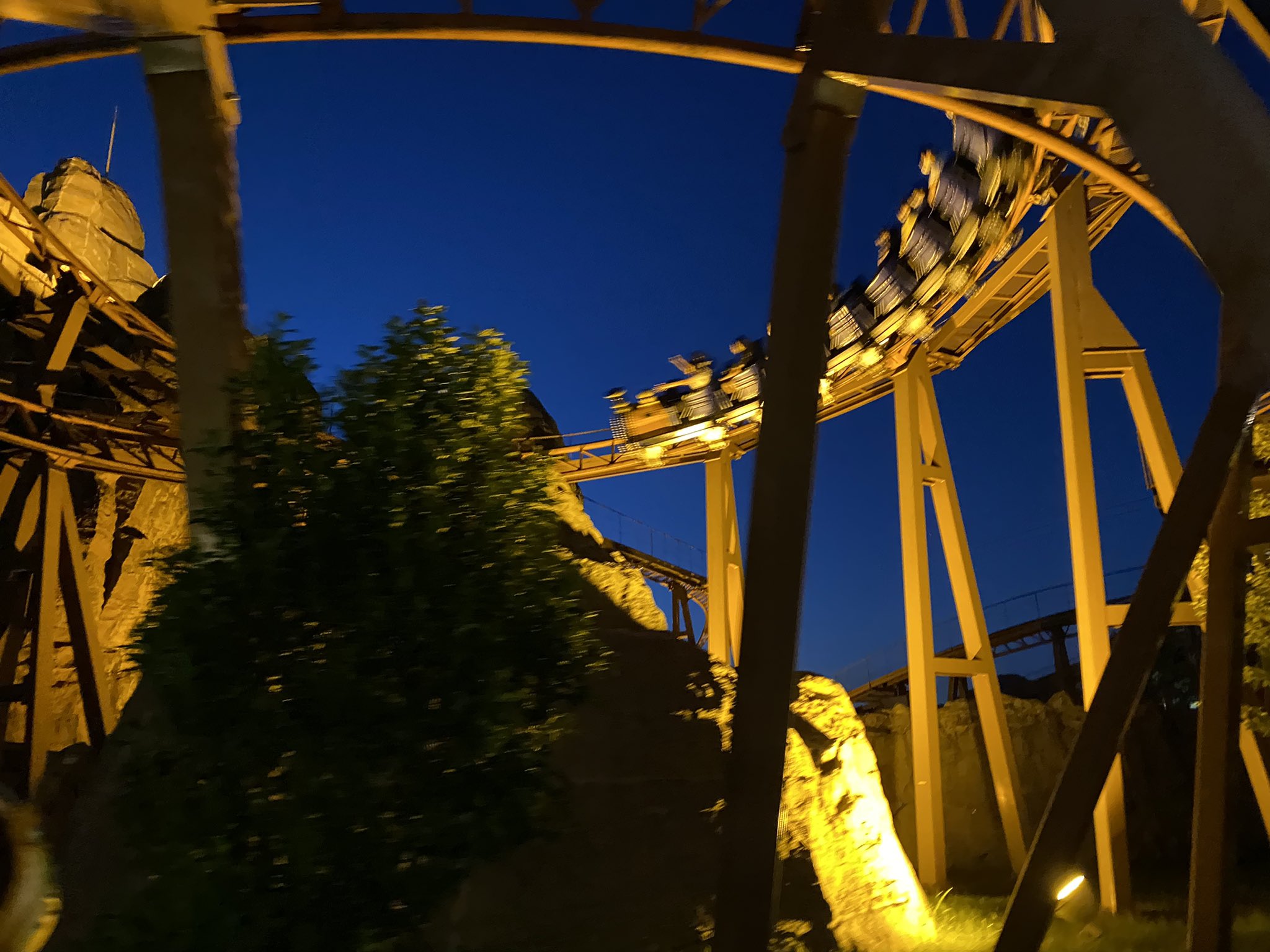 パルケアミーゴ フィエスタトレインに乗ってる時 グランモンセラーが走ってくると嬉しいです 志摩スペイン村 スペイン村 パルケエスパーニャ パルケ グランモンセラー 伊勢志摩 志摩 ジェットコースター 夏の思い出 夏パルケ T Co