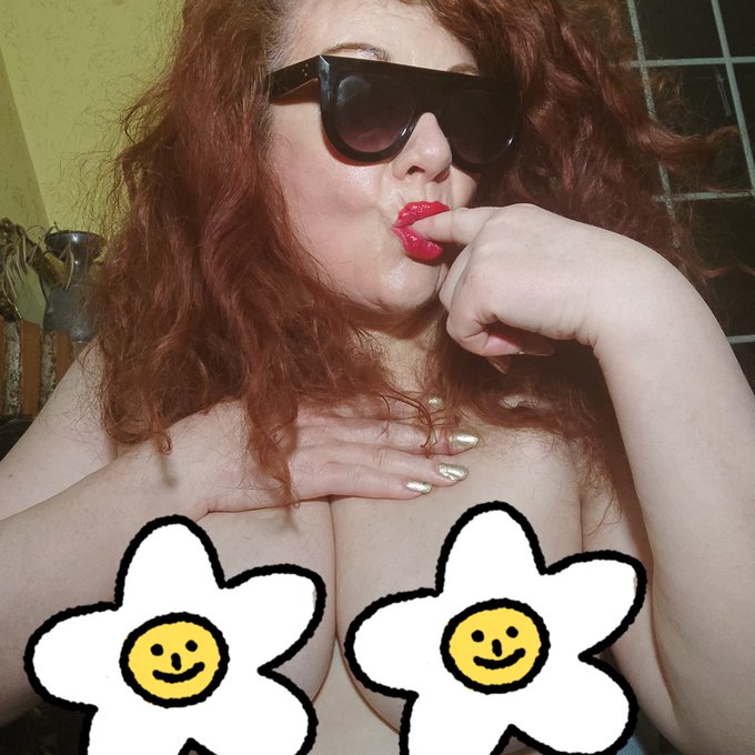 Porcelloni le mie foto senza censure le trovate solo ⬇️     https://t.co/vgkHtWCc5G 💦🍑 https://t.co/<a href="/tag/radio24"class="tags"><span>#radio24</span></a>