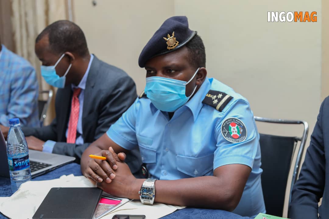 IngoMagazine's tweet photo. Pour le Prof. Dr. Ir. Sanctus Niragira Recteur de l'@UB_Rumuri, cet atelier poursuit l'objectif de sensibiliser les acteurs nationaux sur l'importance de la médecine légale et vise comme résultat ultime la mise en place d'un centre de médecine des violences. 
#ingomag
#Burundi https://t.co/OB9R26MjZG