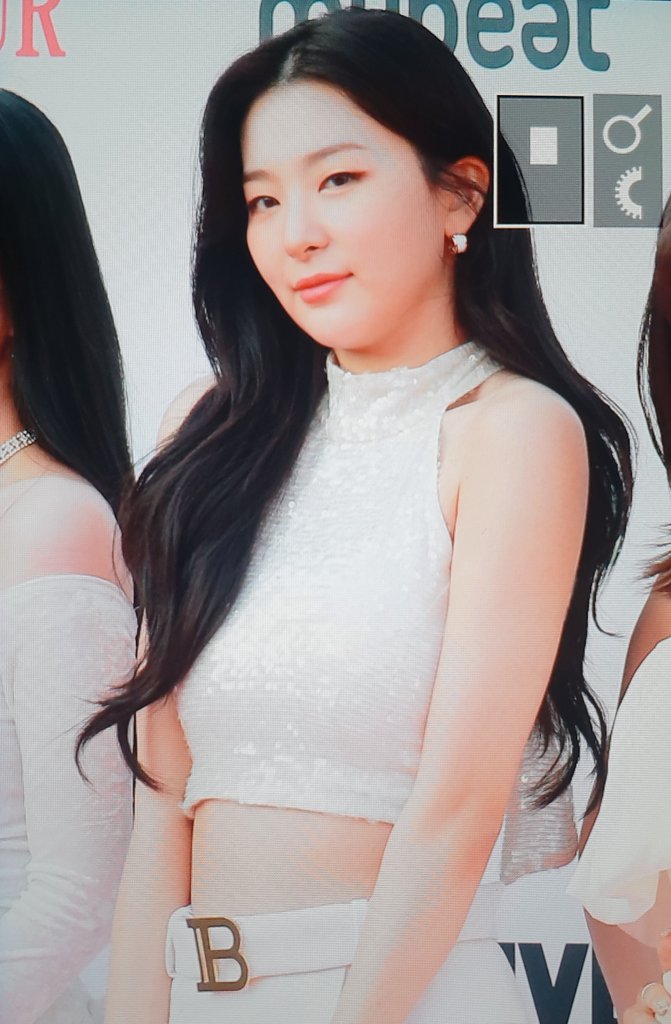 Blue Moon tweet media