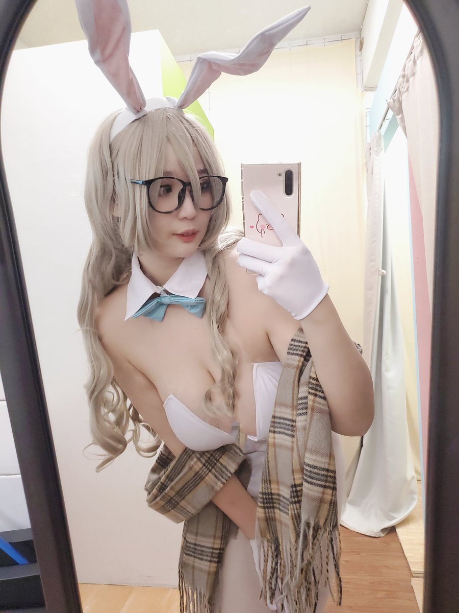 有人知道是什麼腳色嗎❤❤ https://t.co/NDeh3GksdD