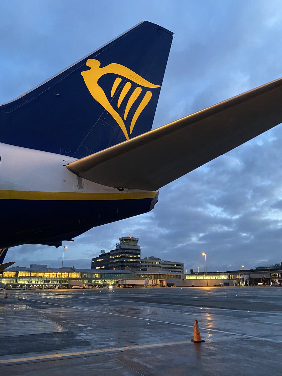 acumeforensic's tweet image. On our way to Dublin for a new briefing from our colleagues at Garda Síochána #dublin #manchester #courtroompresentation #acume #acumeforensic #EPE