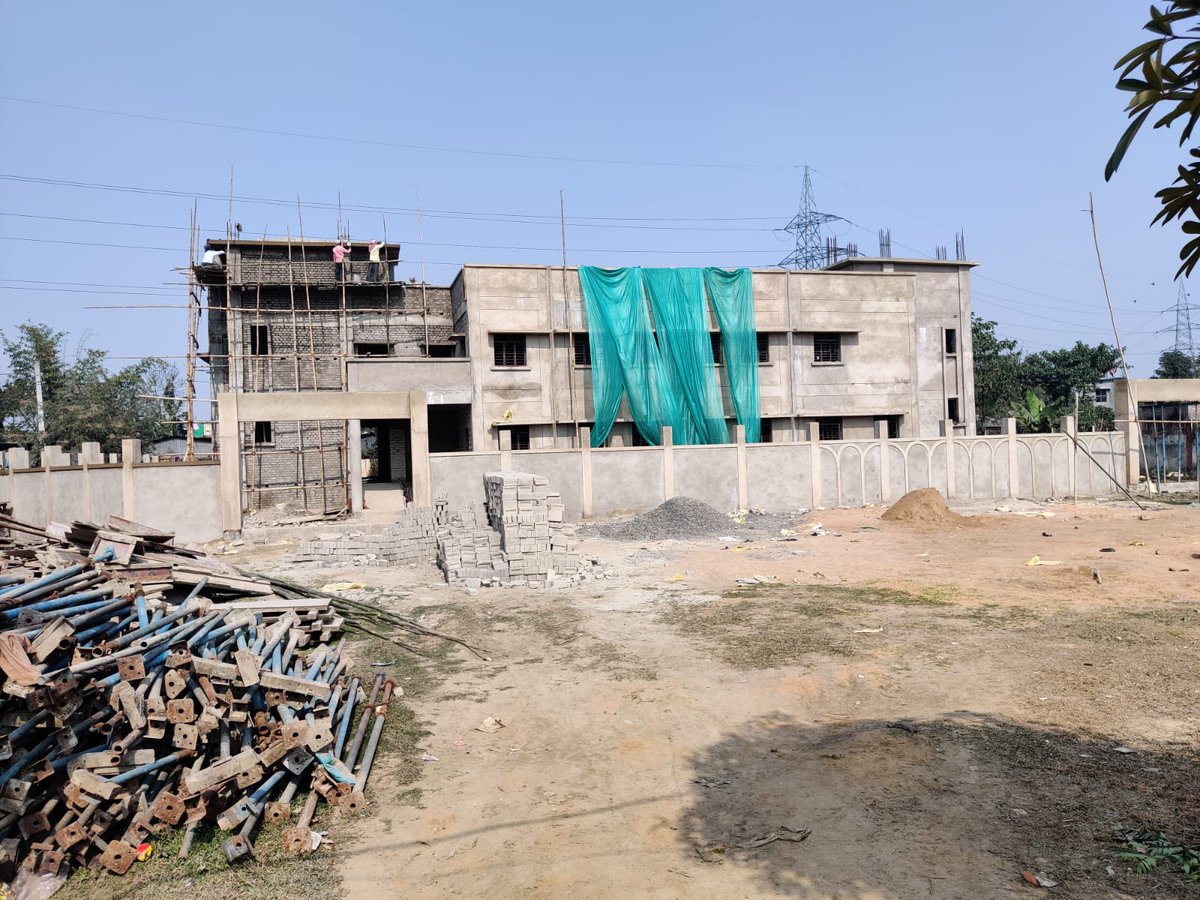 AmuCentre's tweet photo. It's our humble request from the Hon'ble @PMOIndia and @EduMinOfIndia to sanction permanent teaching and non-teaching post, clear the NMCG objection from allotted land of AMU Kishanganj.
#FundForAMUKishanganj https://t.co/fmTqfyLOYm