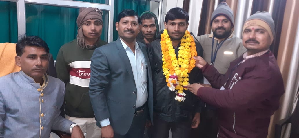 Bharat crime news offce maa kushmanda devi mandir ke bagal chaun camplex me 26 january 2022  mahotsov