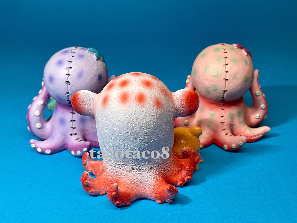 tacotaco_8's tweet photo. ダーク×ポップな作風が良き♪furrybonesのoctopus🐙
https://t.co/xWQ4mzRMid #furrybones  #octopus ＃タコ https://t.co/TG6K2Cv5VI