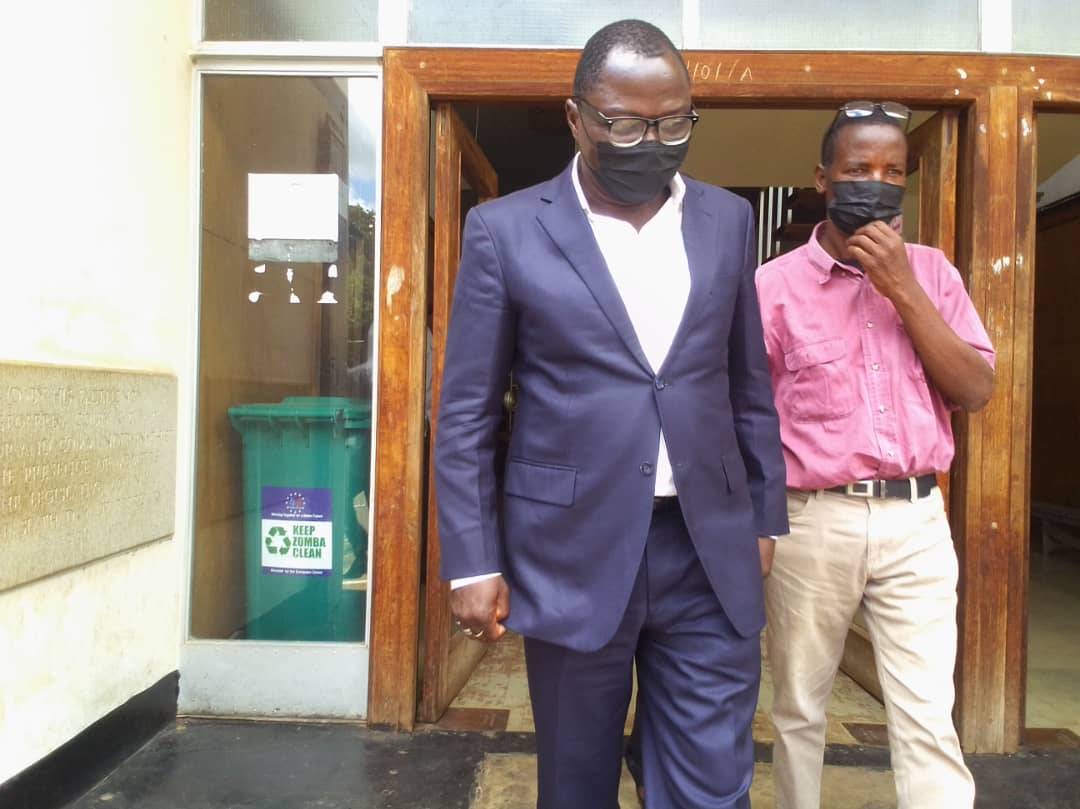 Former United Transformation Movement (UTM) National Youth Director Bon Kalindo will appear in court today for formal charges.

Kalindo was arrested for alleged illegal electricity connection in Area 25 Lilongwe.  #BonKalindo #GilbertKhonyongwa #UTM

faceofmalawi.com/2022/01/27/win…