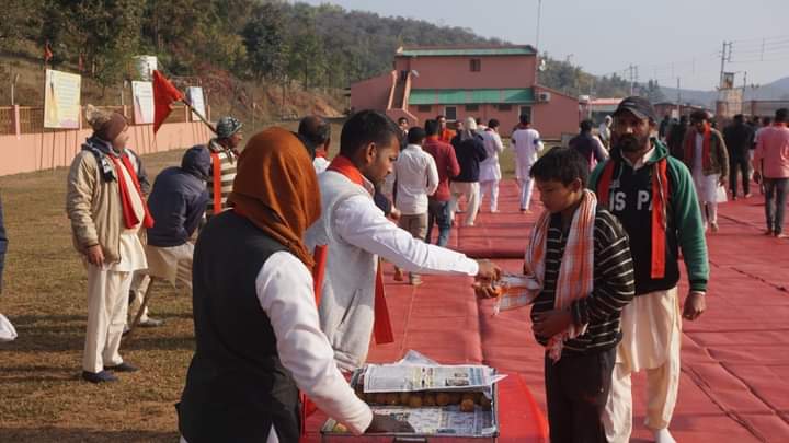 पंचज्योति शक्तितीर्थ सिद्धाश्रम धाम मे 73वें गणतंत्र दिवस को पूरे हर्षोल्लास से मनाया गया      जिसमे दीदी जी के अनमोल विचारों को श्रवण करने का अवसर प्राप्त हुवा।
हमें तो उस दिन का बेसब्री से इंतजार है ज़ब लाल किले पर हम सभी आदरणीय संध्या दीदी जी तिरंगा को फहराएंगी।