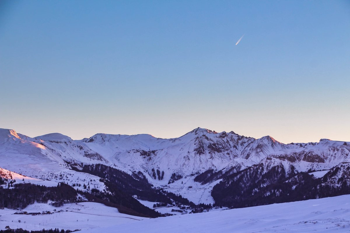 Massif du Sancy tweet media