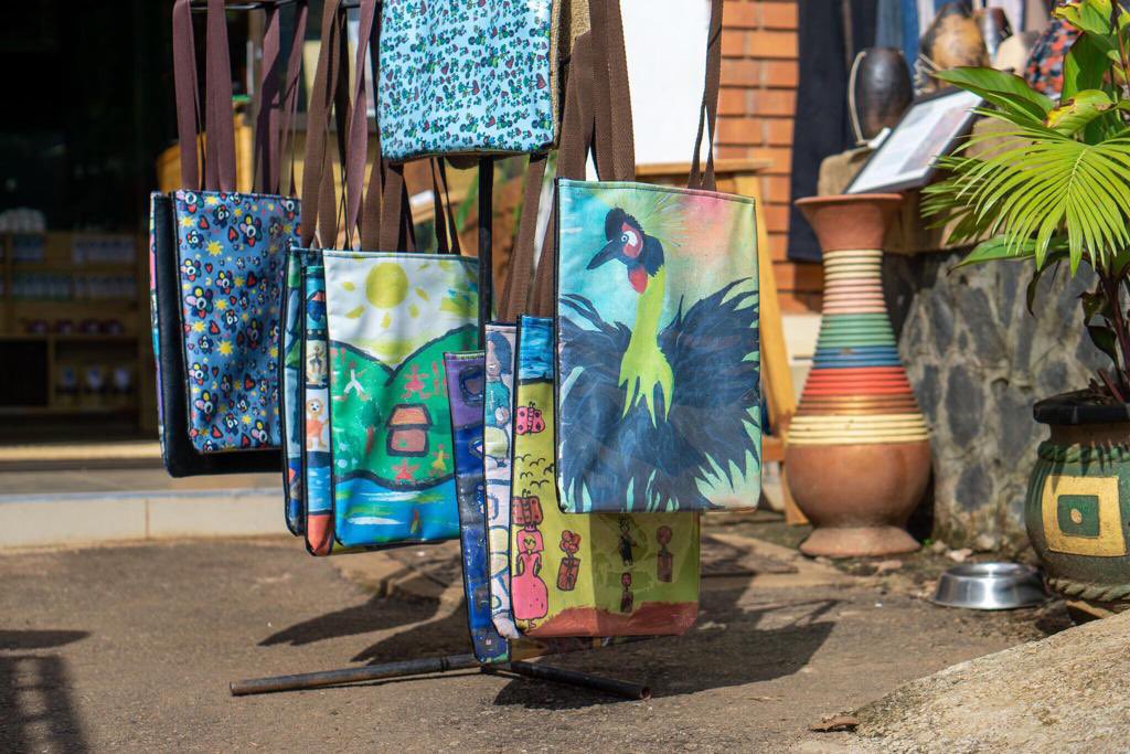 kalulemma's tweet photo. Are you a tote bag person?  
We @FacesUpUganda have got some for you.

Check out https://t.co/LBjC5SH1K1 to grab one or two and support the education of children from underserved communities. #notesofkalule https://t.co/3RrkXlDGBr