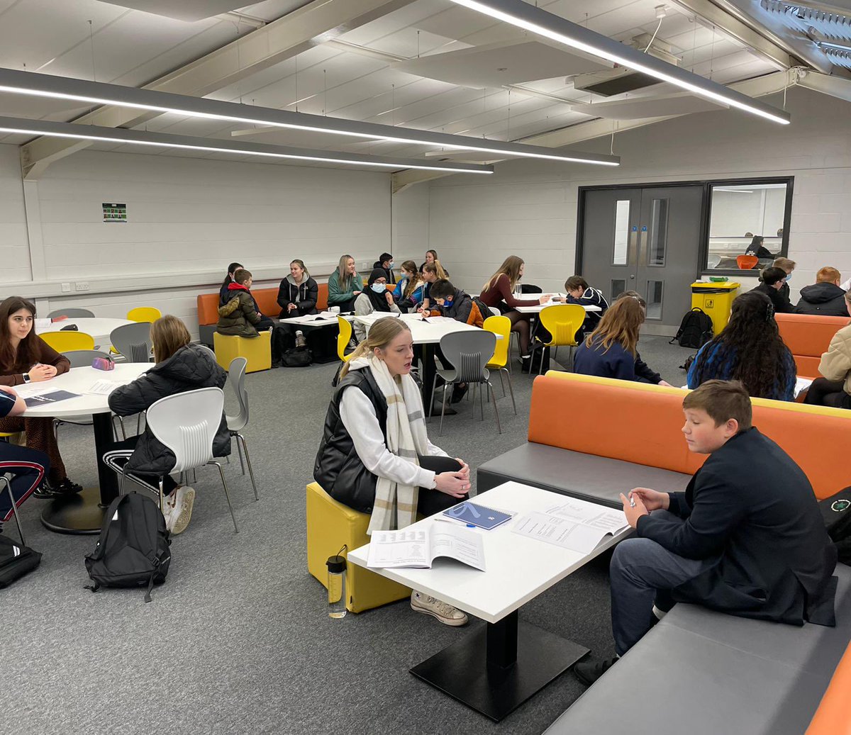 Lodge Park Academy (@lodgeparkacad) on Twitter photo Year 12 mentoring Year 7 this morning following brilliant training and preparation by <a href="/oppidan_fdn/">The Oppidan Foundation</a>. Focusing on self-esteem, goal-setting and confidence. What a great way to start the day. #LPAspirit Year 12 mentoring Year 7 this morning following brilliant training and preparation by <a href="/oppidan_fdn/">The Oppidan Foundation</a>. Focusing on self-esteem, goal-setting and confidence. What a great way to start the day. #LPAspirit