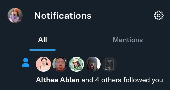theá tweet media