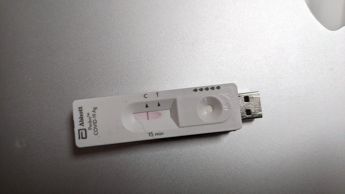 Dotation en matériel numérique pour les enseignants. Clé USB double fonction...