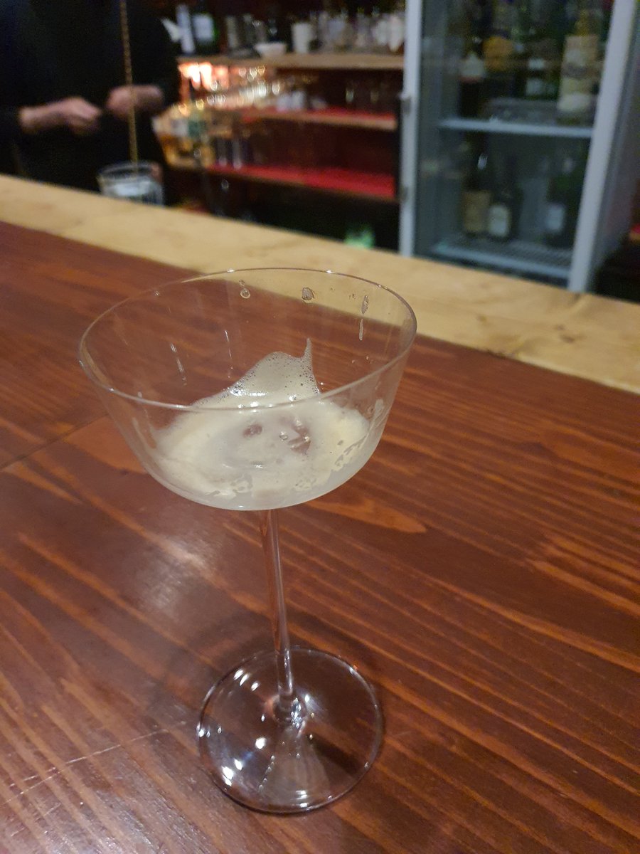 freefaller_'s tweet photo. .@barTILT 🥂🥂 https://t.co/3yoSXtgnrm