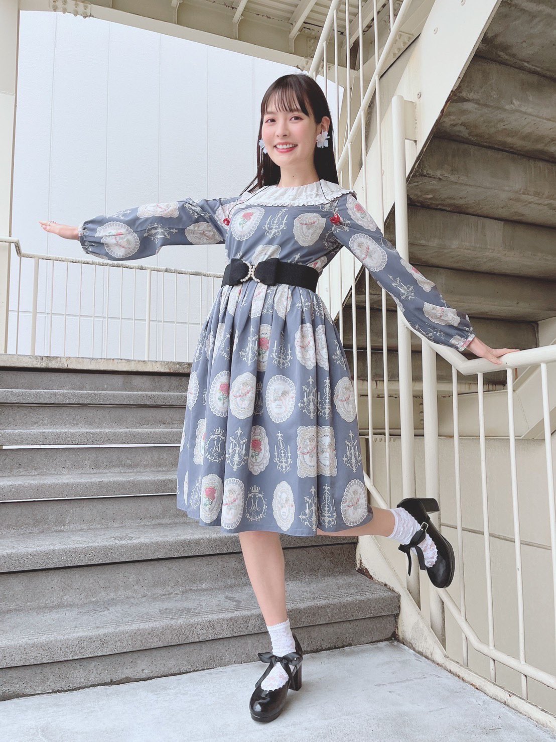 上坂すみれ　ギリギリ大学に着ていける。 アノラックジャケット　サイズA　パーカー 上坂すみれ ギリギリ大学に着ていける。 アノラックジャケット B