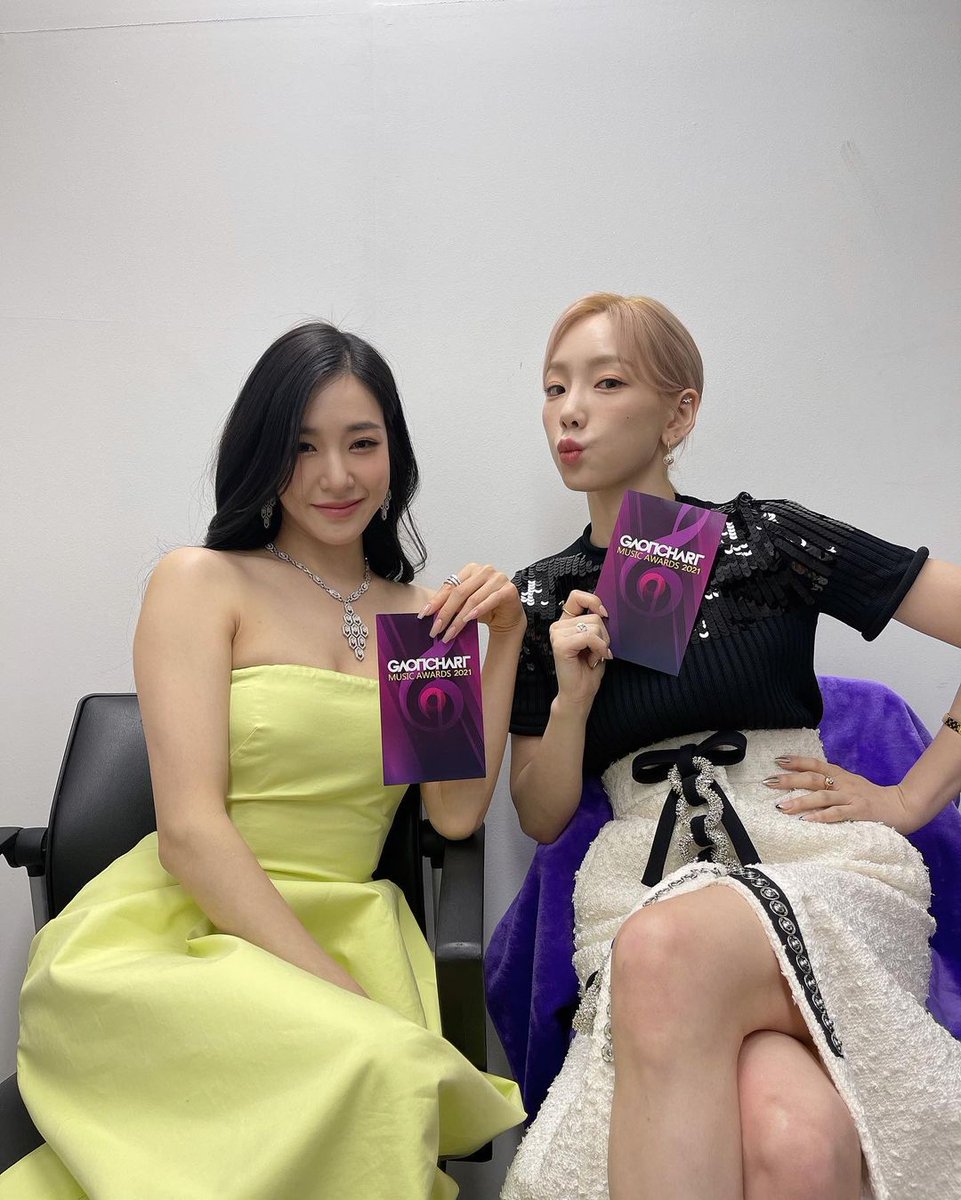 _thin_tin_'s tweet photo. ❤TAENY💙
👑Taeyeon &amp; Tiffany👑 https://t.co/OyPEuTCEe5