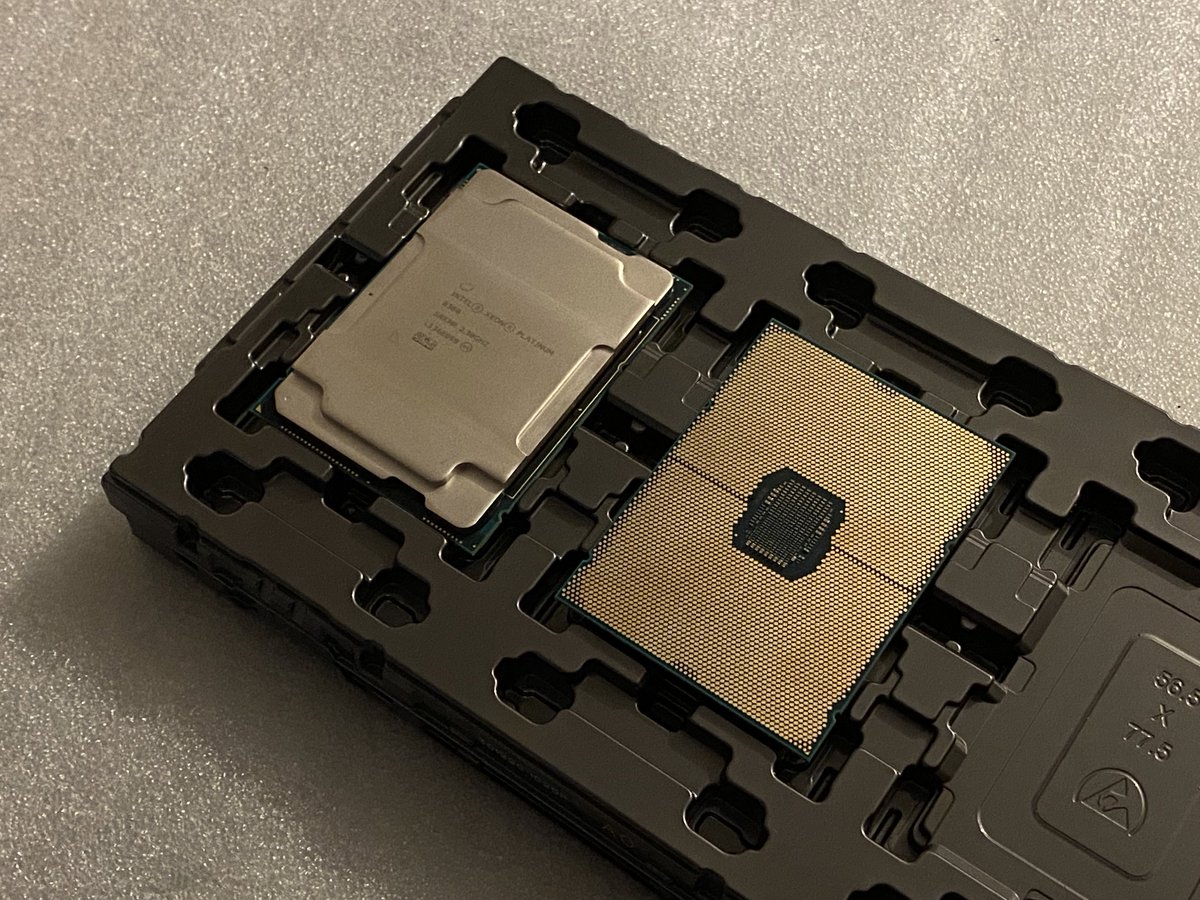 Être journaliste aussi c’est parfois faire face à des difficultés d’approvisionnement. Je les attends depuis des semaines, ils sont enfin là 🥰