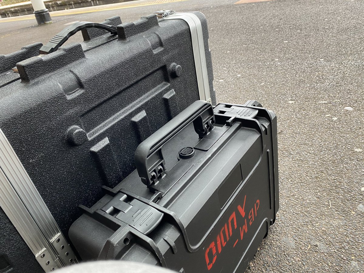 Decibel_Moore's tweet photo. At least I left the larger (though lighter) case at the lockup 🚂 https://t.co/9BrDdniMgu