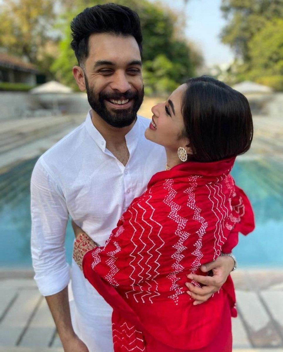 9xmHaqSe's tweet photo. Hitched! Congratulations to the Couple. Mouni Roy and Suraj Nambiar
.
.
.
#9xm #mouni #mouniroy #mouniroyhot #hitchedforlife #hitched #justmarried #happilyeverafter #marriage #surajnambiar #married #marriedcouples #wedding #weddingfestivities #married #marriedcouple https://t.co/D2LldgVPWS