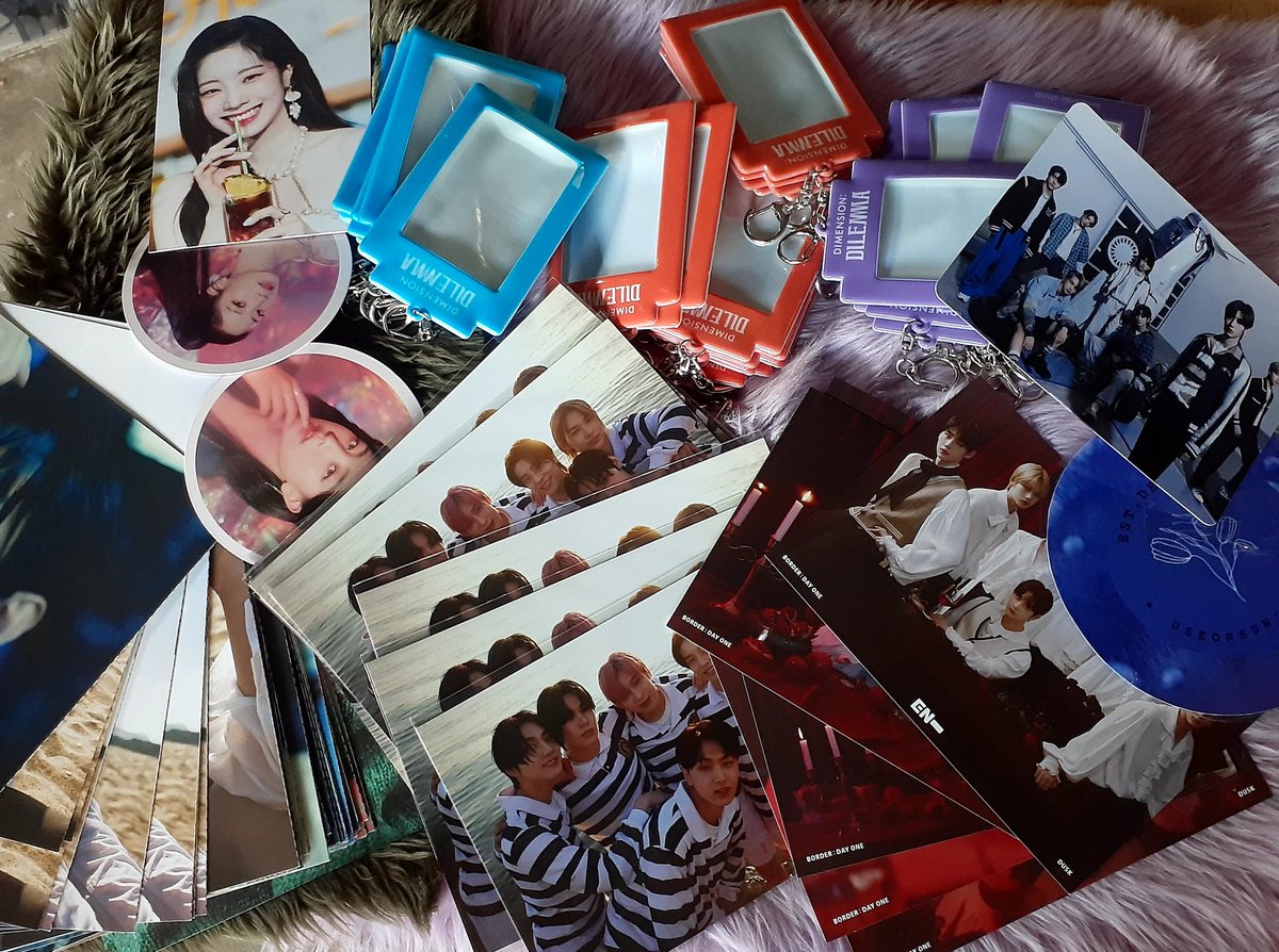 UseonSun_ph's tweet photo. https://t.co/ljaWaVazcW #UseonOnhand
💥ONHAND SALE💥
Teaser #2~Photocards/album/ramdom album inclusion
Price starts at ‼️10 PHP‼️
-enhypen/twice photocards
-ramdom kpop album
📌Jan 30 Sunday 9pm
A THREAD https://t.co/Afd47crMG9