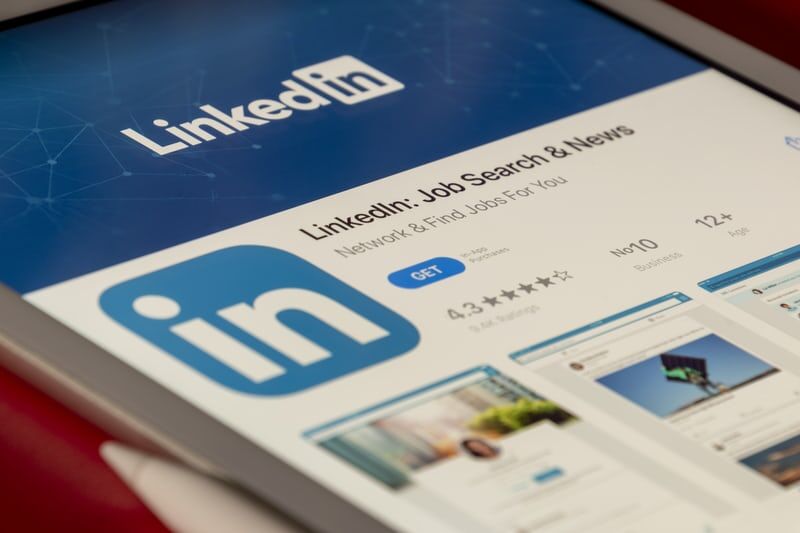IntercogUK_Mike's tweet photo. Not sure how to get the most out of LinkedIn? Don’t worry, I know a man who can help!

@TonyKSilver is the LinkedIn Leader who can help you turn your LinkedIn profile into a crucial business tool. 

Check out his YouTube and see what he can do for you https://t.co/d8l3f19YZN https://t.co/oh5FkmmBd2