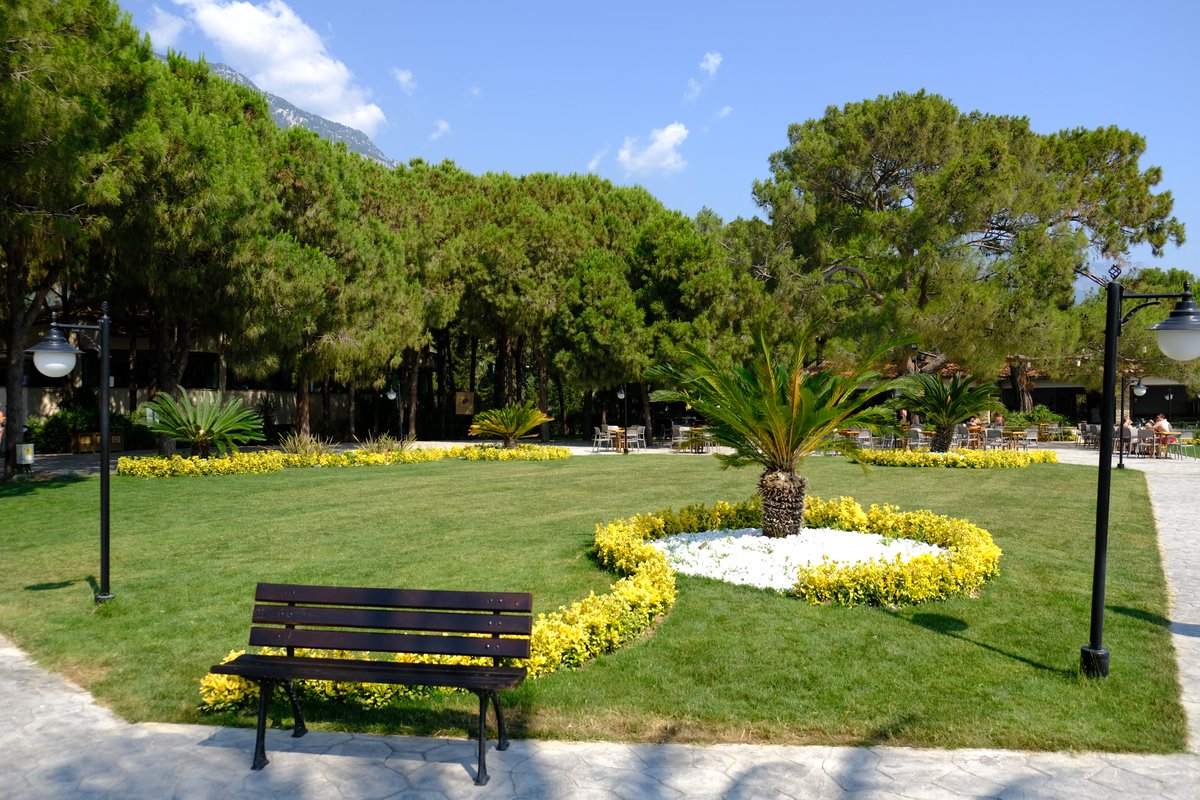 Inspired by the uniqueness of nature, you will fall under the spell of our gardens.

Вы будете очарованы нашими садами, созданными с учетом уникальности природы.

Booking: bit.ly/championhv
.
#ChampionHolidayVillage #Türkiye #Kemer #HeavenInTheBlueMediterranean