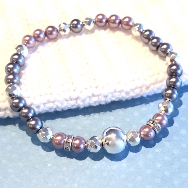 BBrillance's tweet photo. ✨💎 2045 - Bracelet Perles Chic https://t.co/Zx2E9ayrK3 ⭐️ #QuickFollow #CCFavoris #Grey #Lilas #Lavender #Quebecois #Quebec #BijouterieBrillance https://t.co/GyR411CoCW