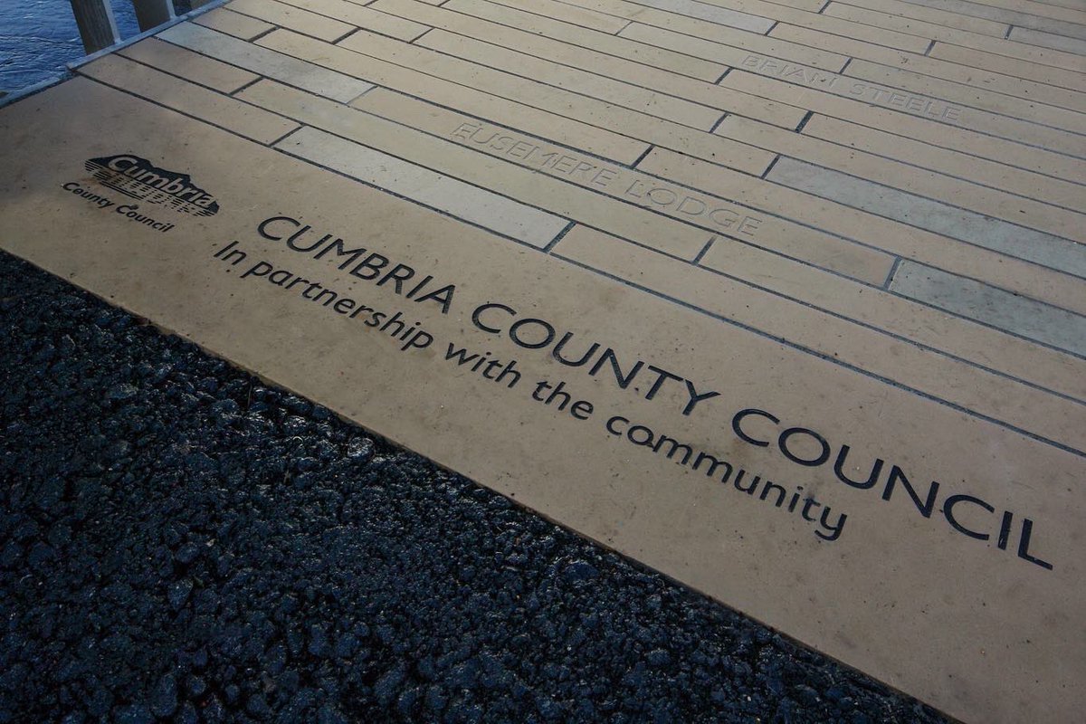 HScape_Surfaces's tweet photo. #ThrowbackThursday
2️⃣0️⃣2️⃣0️⃣
Pooley Bridge, Ullswater, Cumbria
‘Winner’ in the 2022 @CTAwards
https://t.co/gNVCa4FqHr…
@CumbriaCC
#knightarchitects
@EricWrightGroup
@Hardscape_ENG
#beigepirineo #sandstone
#laseretched #lettering
#granite #kerbs https://t.co/dHwhvfJOl1