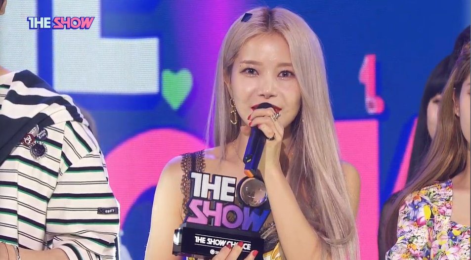 wheeix's tweet photo. solar, hwasa, wheein and their first win. let’s get byul’s too https://t.co/FX0Dwqg9E0