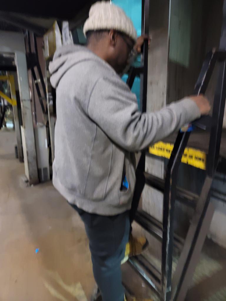 Shell Bell UPS tweet media