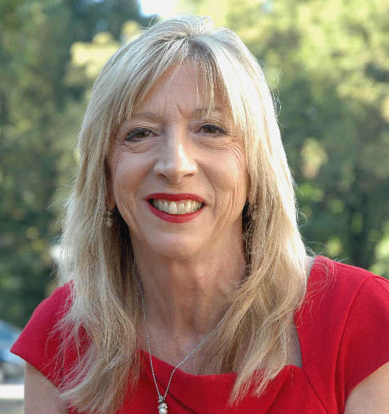 clarehall_cam's tweet photo. π‘ Professor @BJSahakian, a Fellow of Clare Hall, appears in @Cambridge_Uni's latest #MindOverChatter #podcast episode, discussing the causes of #dementia, how it can be diagnosed and treated, and preventative factors π§β¬
https://t.co/pNF7RMCBK7
@camneuro @NTU_CAM_CLIC https://t.co/ClvaxUFY0V