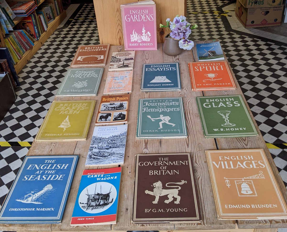 RandRBookshop's tweet photo. We love a good series here at R & R Books. These books are from the #BritainInPictures series and the #ShirePublications Discovering series. We also love their #ShireAlbums
Have you got a favourite book series?
#BookSeries #FavouriteBookSeries #Stroud #secondhandbookshop https://t.co/uT3190ifGN