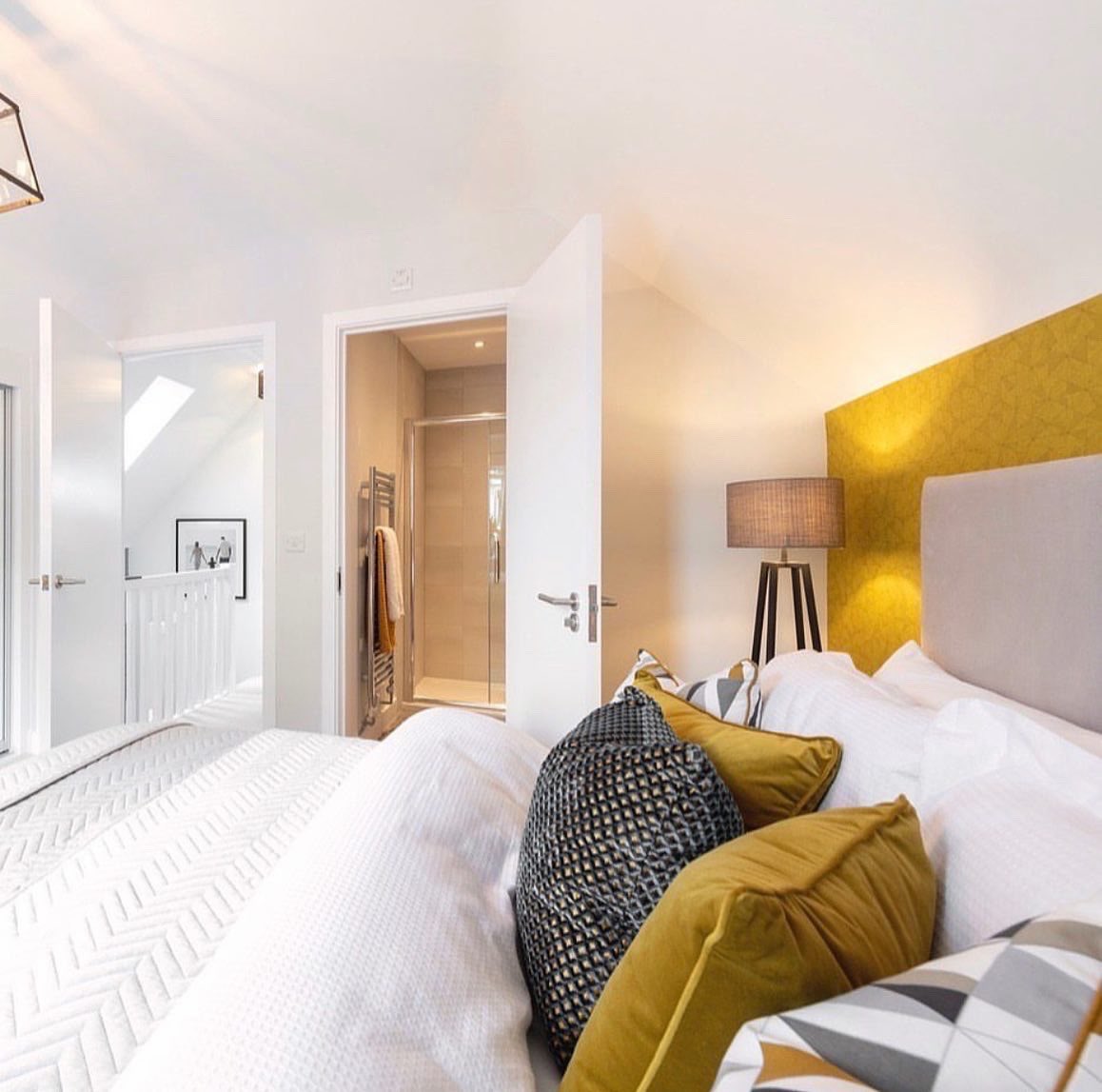 cambridge_ip's tweet photo. Take a look inside The Oak Houses at #Timberworks, Cromwell Road which will be directly opposite the landscaped Central Park. they are just perfect for a growing family. 

@Hill_Group_UK @camcitco #cambridge #cambridgeshire #newhomes #interiordesign #showhome #community https://t.co/dBNGBdvpem