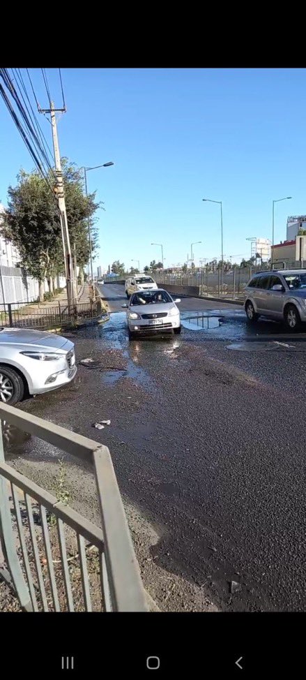 px_lia's tweet photo. @Muni_Maipu @TomasVodanovic @SMAPA_MAIPU Nuevo balneario municipal en Maipú? https://t.co/q7DLpVzG2G