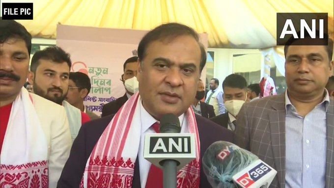 ANI's tweet image. Assam Cabinet key decisions | CM’s convoy in Guwahati to be limited to 6 cars only. Movement of ambulance to get precedence over CM's car carcade &amp;amp; will not be stopped. Also decided to stop felicitations for CM &amp;amp; Ministers at official meetings.