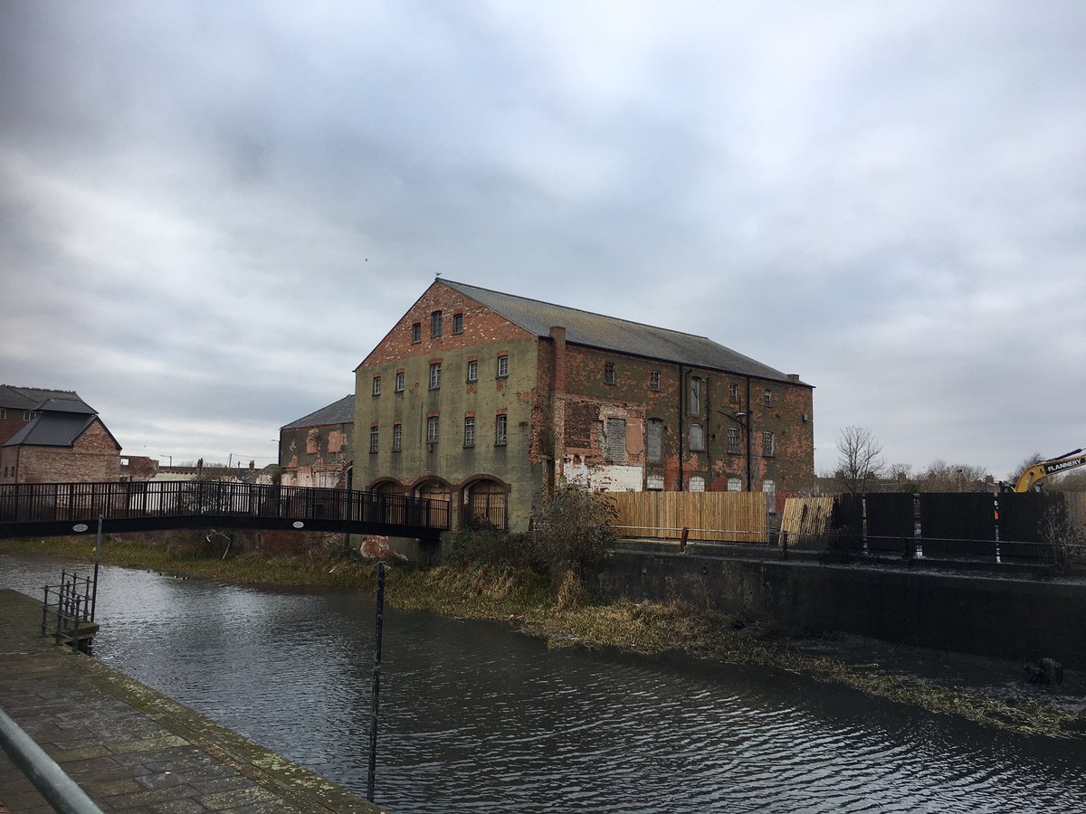 A fantastic visit to #Grimsby yesterday to see the inspirational plans for @Horizon_yz and the @GreatGIFT1 Peterson’s smokehouse in the #KasbahGrimsby. 

It's great to have supported these with grant funding and loan investment and we can’t wait to see these places transformed!