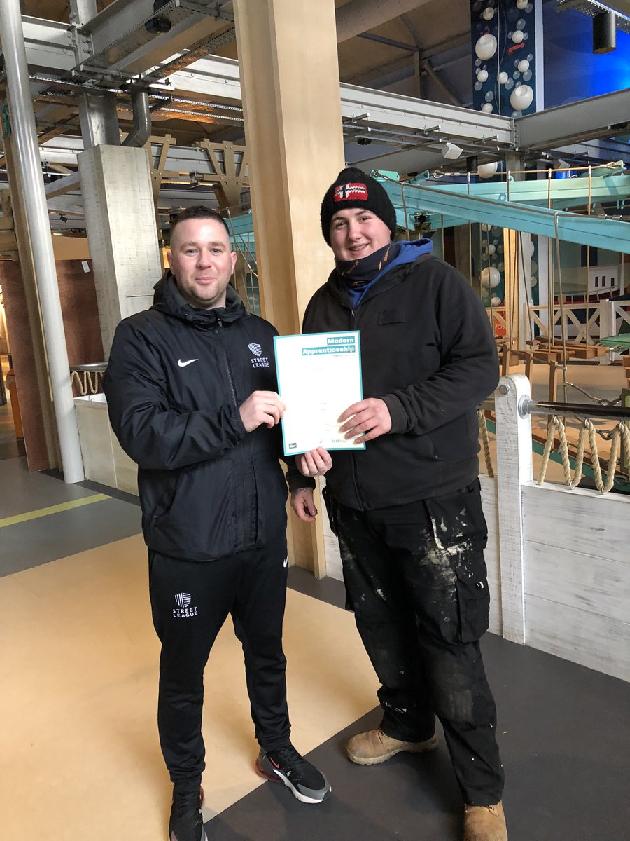 MarkGraySL's tweet photo. Congratulations to our Haven candidates who this week completed their Modern Apprenticeships in Leisure 🏊🏻‍♀️⚽️🏀 https://t.co/zP6oScRAef