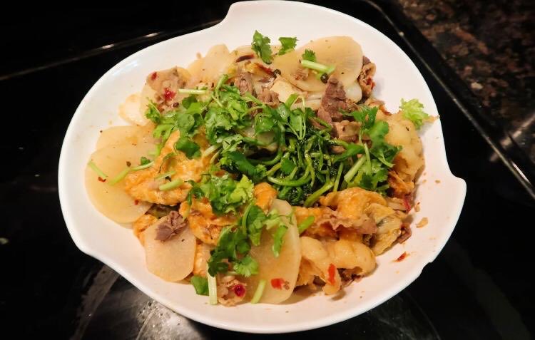 dewdew91304286's tweet photo. I stay at home and cook by myself. Have you all eaten together yet? https://t.co/1WSb1fobFL