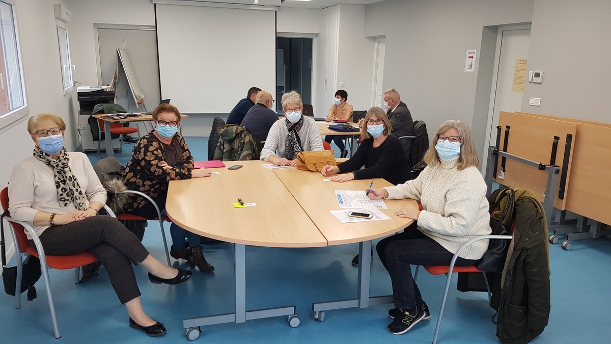 Dans le cadre de sa démarche "Osons le bénévolat", séance de brainstorming au réseau ADMR 54 : atelier n°3 - comment fidéliser et valoriser les bénévoles ? 🧩