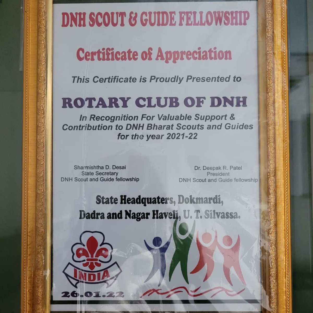 desaianju27's tweet photo. Thank you Hon. Resident Deputy Collector @CharmieParekh madam &amp; DNH Bharat Scout and Guides 4 d honor to RC DNH on Republic Day 2022.
Congratulations President Snehal Desai  Secretary Apeksha Rawal &amp; Team RC DNH 👌👌
@rotary3060 @SantoshSPradha2
@Shekhar_Rotary
@ScoutsIndian https://t.co/MOCBC8YZqQ